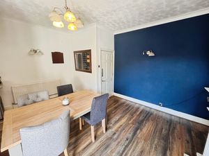 Dining room- click for photo gallery